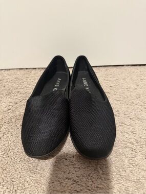 Anne Klein Black Textured Slip-On Flats